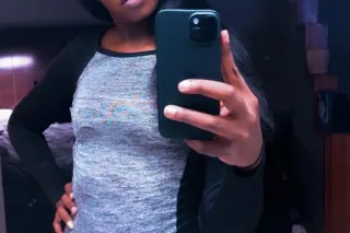 slim and petite - Image 1